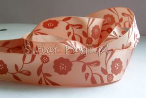 wstążka we wzór kwiatowy - łososiowa (22mm)
