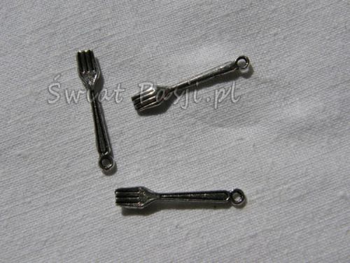 wisiorek - widelec (platynowy) 5x22 mm