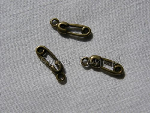 wisiorek - agrafka (mosiężna) 19x16 mm